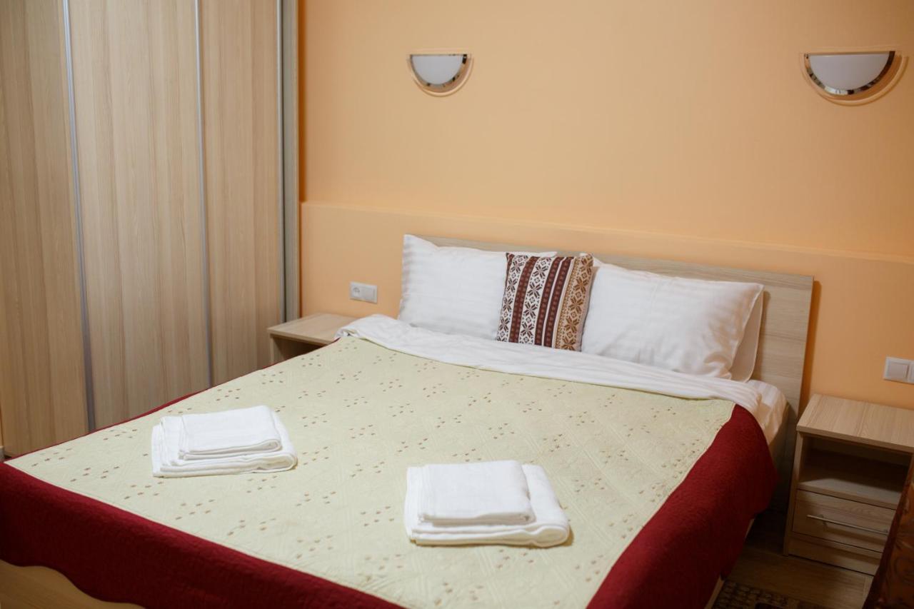 Ferienwohnung Золота Поляна Exterior foto