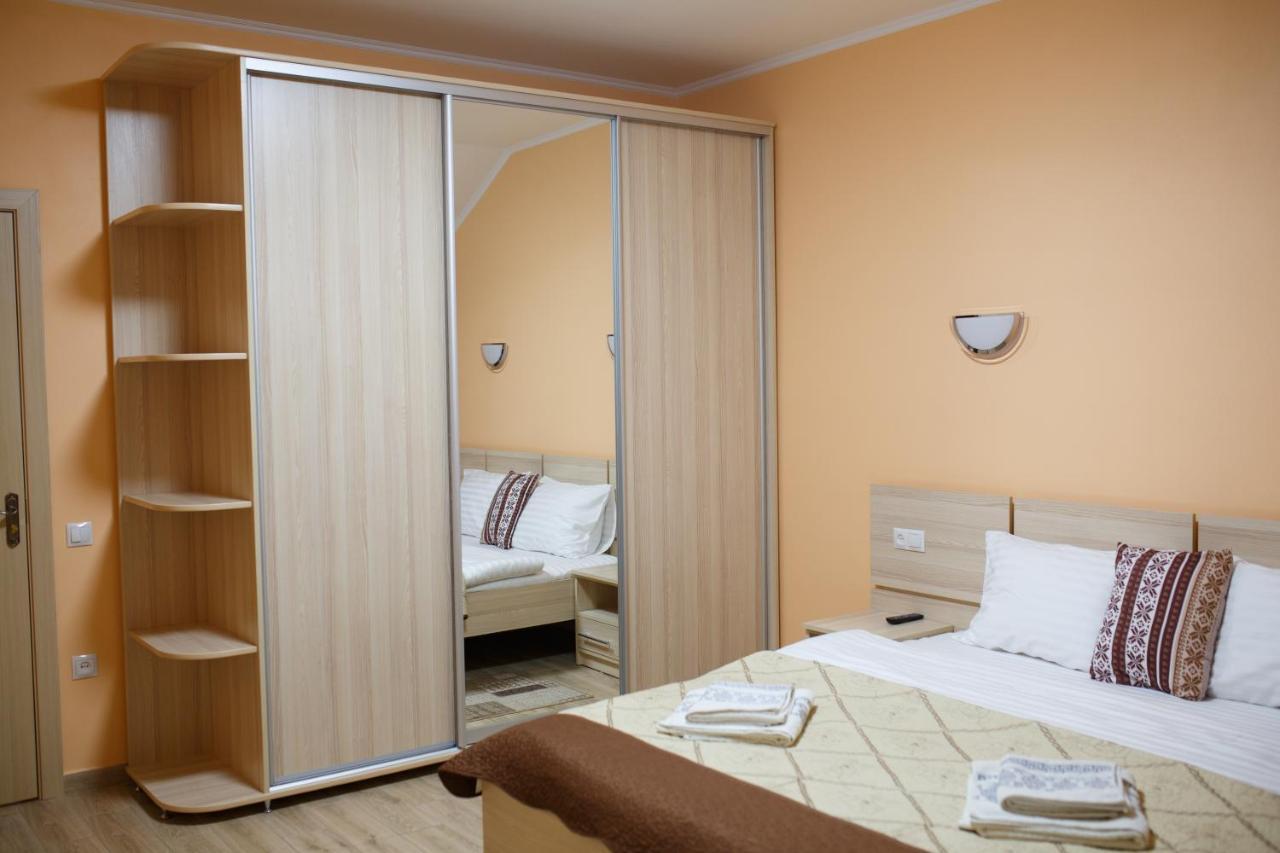 Ferienwohnung Золота Поляна Exterior foto
