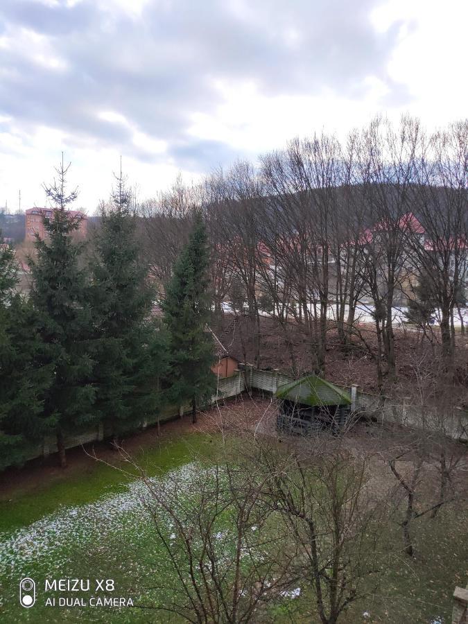 Ferienwohnung Золота Поляна Exterior foto
